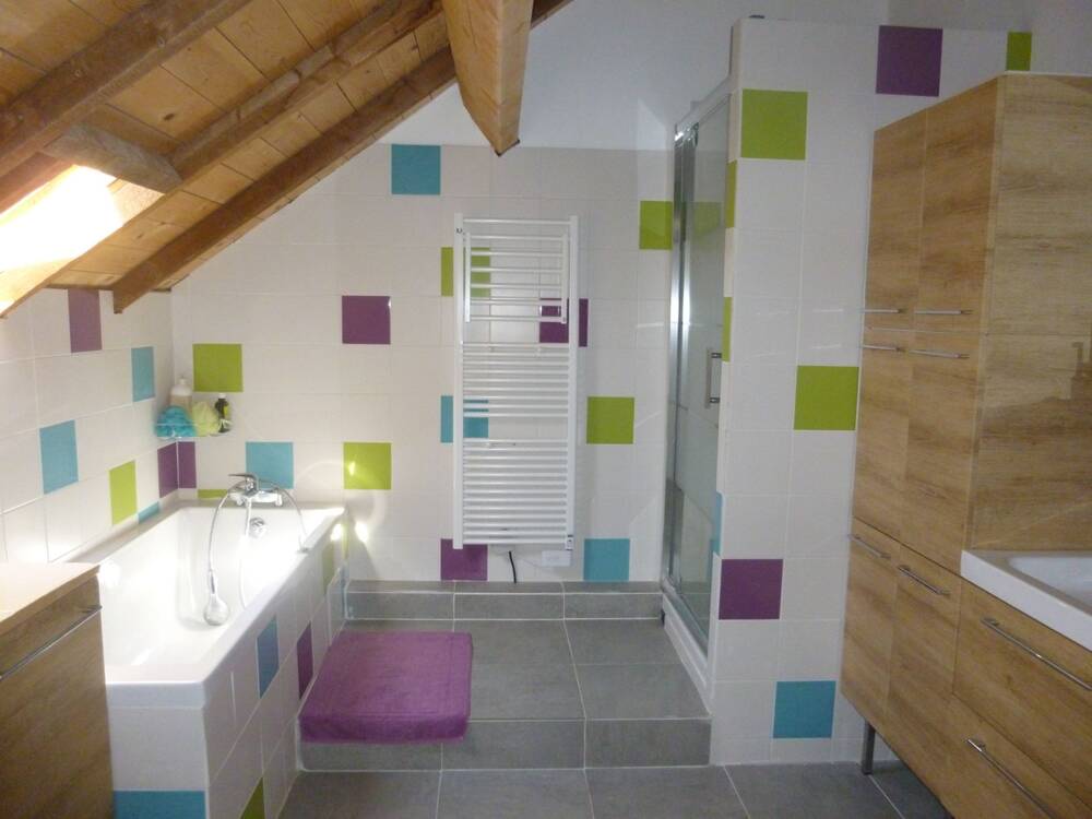Maison familiale 140 m² habitables édifiée sur une parcelle de 453 m².