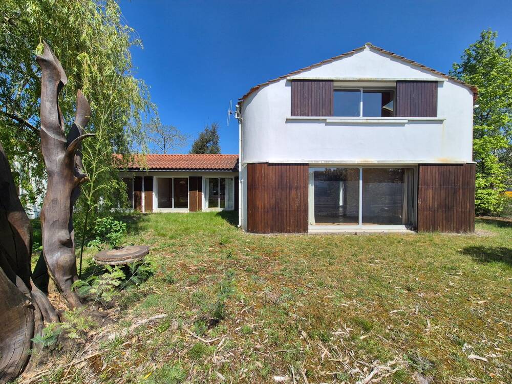 MAISON atypique sur SOULLANS