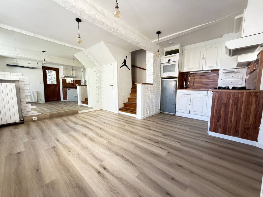 Maison 3 pièces, avec cave - proche commerces, écoles et transports