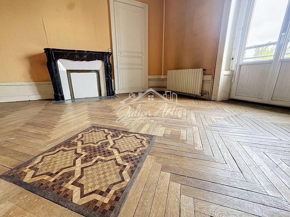 Maison ancienne de 275m2 à rénover