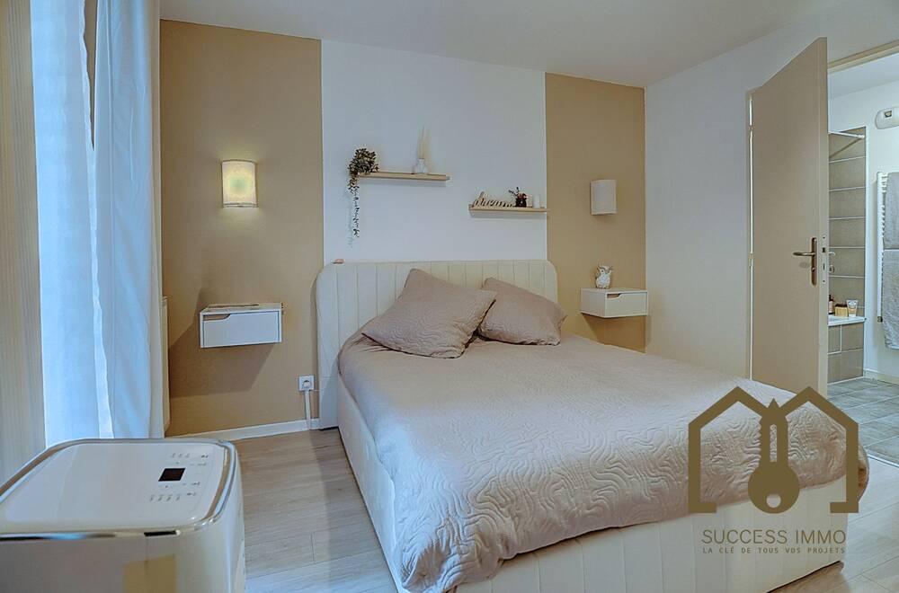 Appartement T2 42,89m² terrasse+parking privé Vaulx-en-Velin Village vente interactive