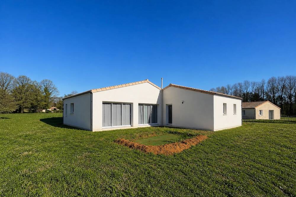 Superbe maison de plain-pied – 4 chambres – Prestations modernes – DPE A – Double garage construite en 2025