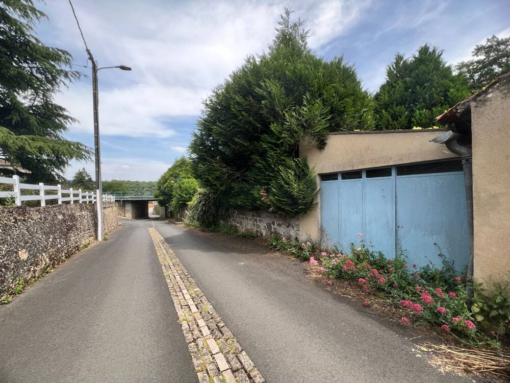 Terrain constructible Vouneuil Sous Biard 531m2