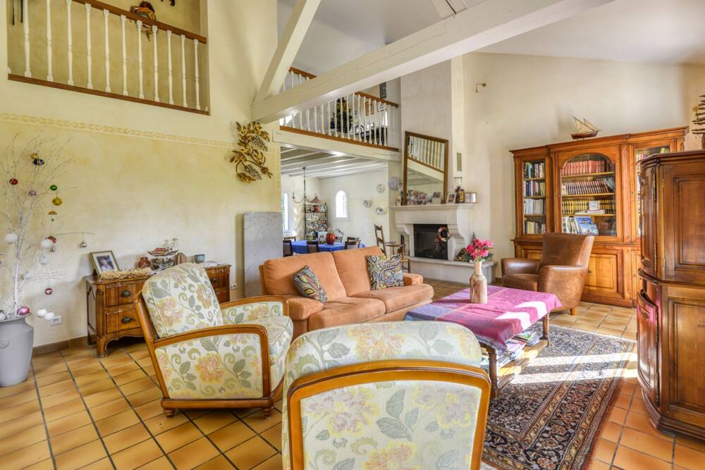Belle propriété dans un cadre boisé, Basse-Goulaine