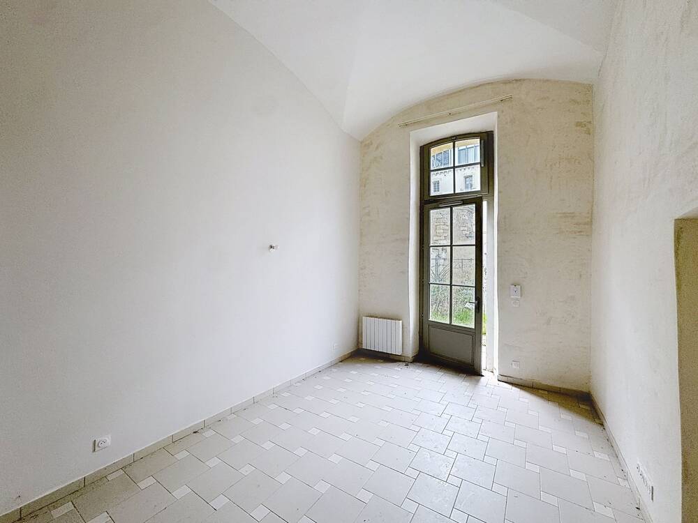 Avignon Intra-muros Appartement 2 Pièces - 52m² rez de jardin et terrasse