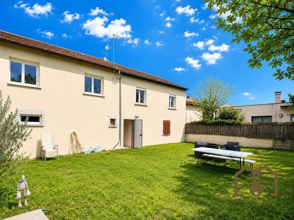 Maison T5 138m² jardin+parking privé Villeurbanne Saint-Jean vente interactive