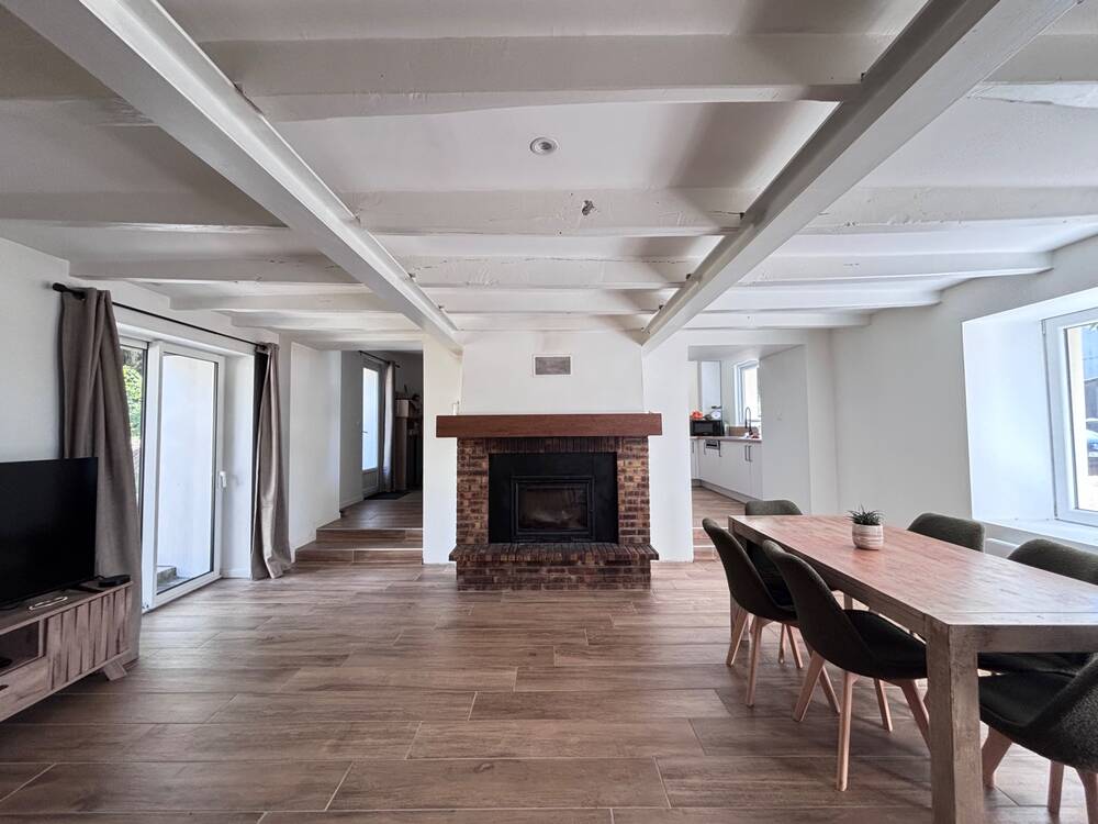 MAISON EN PIERRE RÉNOVÉE – 98 M² – CHARME DE L'ANCIEN ET JARDIN