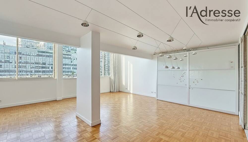 COURBEVOIE / LA DEFENSE appartement  Duplex 6 pièces de 166 m² avec cave