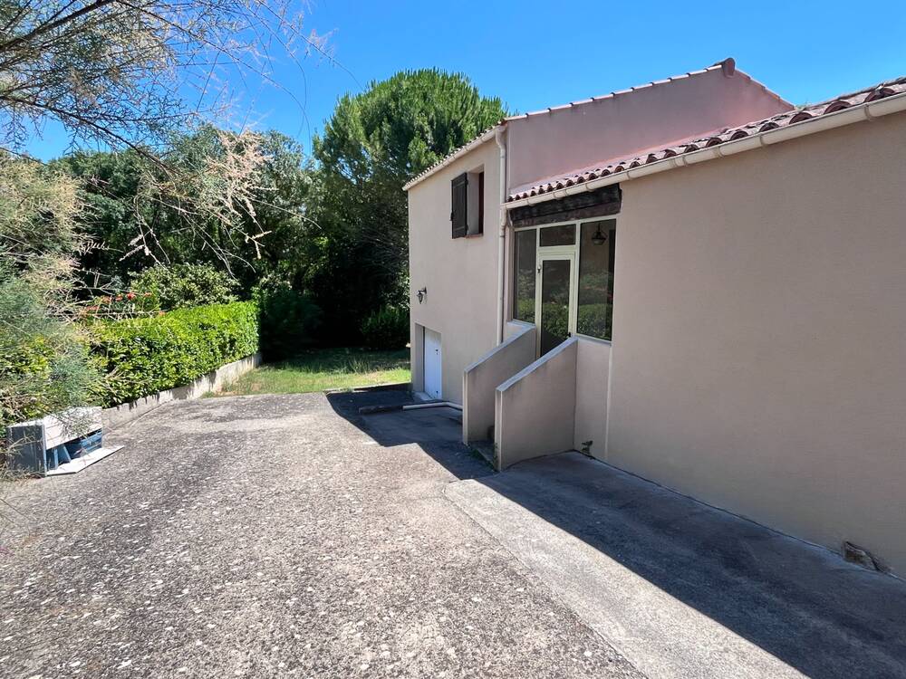 Maison - 107 m² - 5 pièces